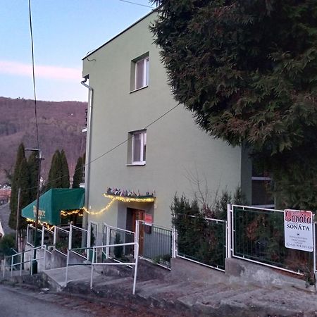 Garni Hotel Sonata Trenčianske Teplice Eksteriør billede