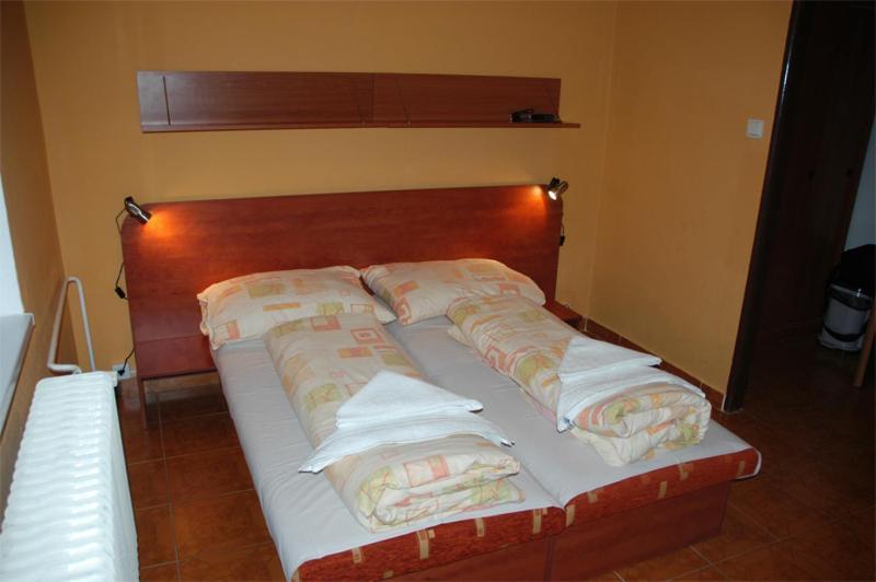 Garni Hotel Sonata Trenčianske Teplice Værelse billede
