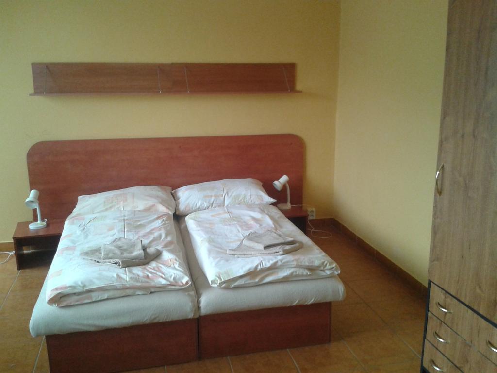 Garni Hotel Sonata Trenčianske Teplice Eksteriør billede