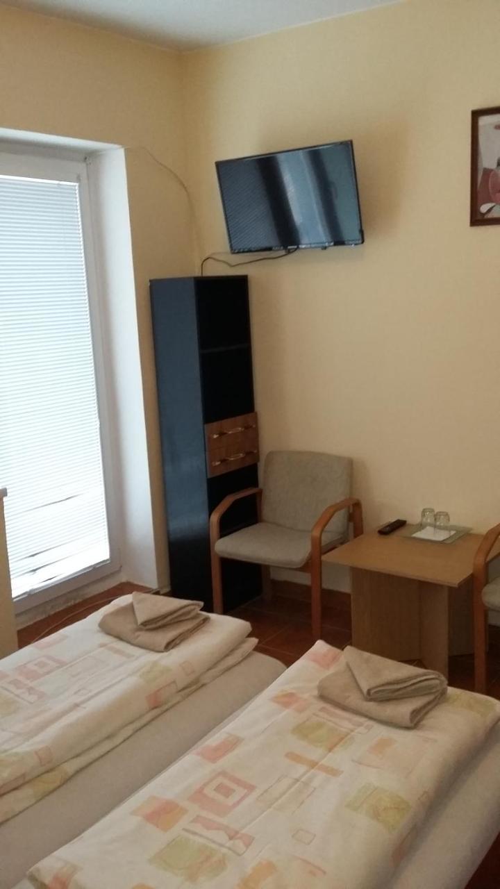 Garni Hotel Sonata Trenčianske Teplice Eksteriør billede