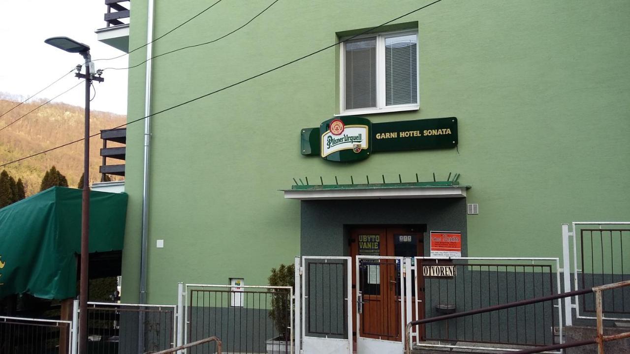 Garni Hotel Sonata Trenčianske Teplice Eksteriør billede